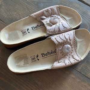 Like new Betula by Birkenstock. Womens sandals